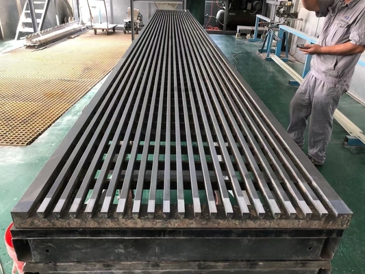 98-99,50% Contenuto di allumina Elementi di disidratazione personalizzati per la produzione di carta