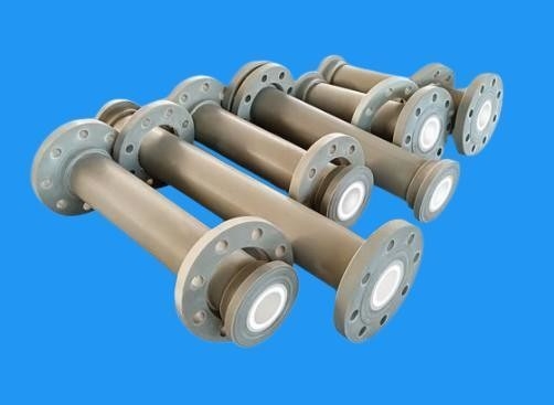 Tubo di acciaio al carbonio con rivestimento in ceramica resistente all'usura per applicazioni pesanti