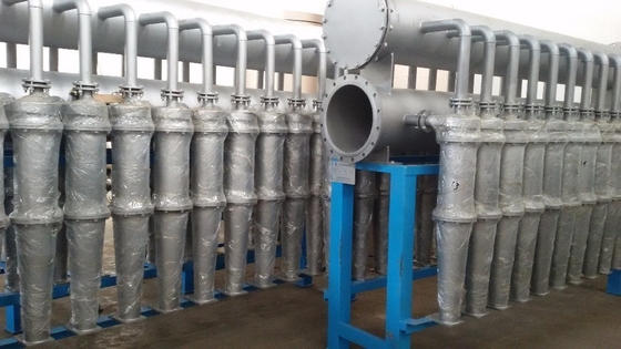 Pulizzatore centrifuga a bassa consistenza per macchine per la fabbricazione di carta a base di polpa vergine