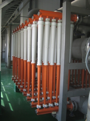 Centricleaner ad alta e bassa consistenza per la fusione dei processi di produzione di carta riciclata